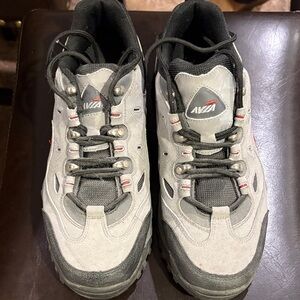 Avia Men's Gray and Black Athletic Shoes